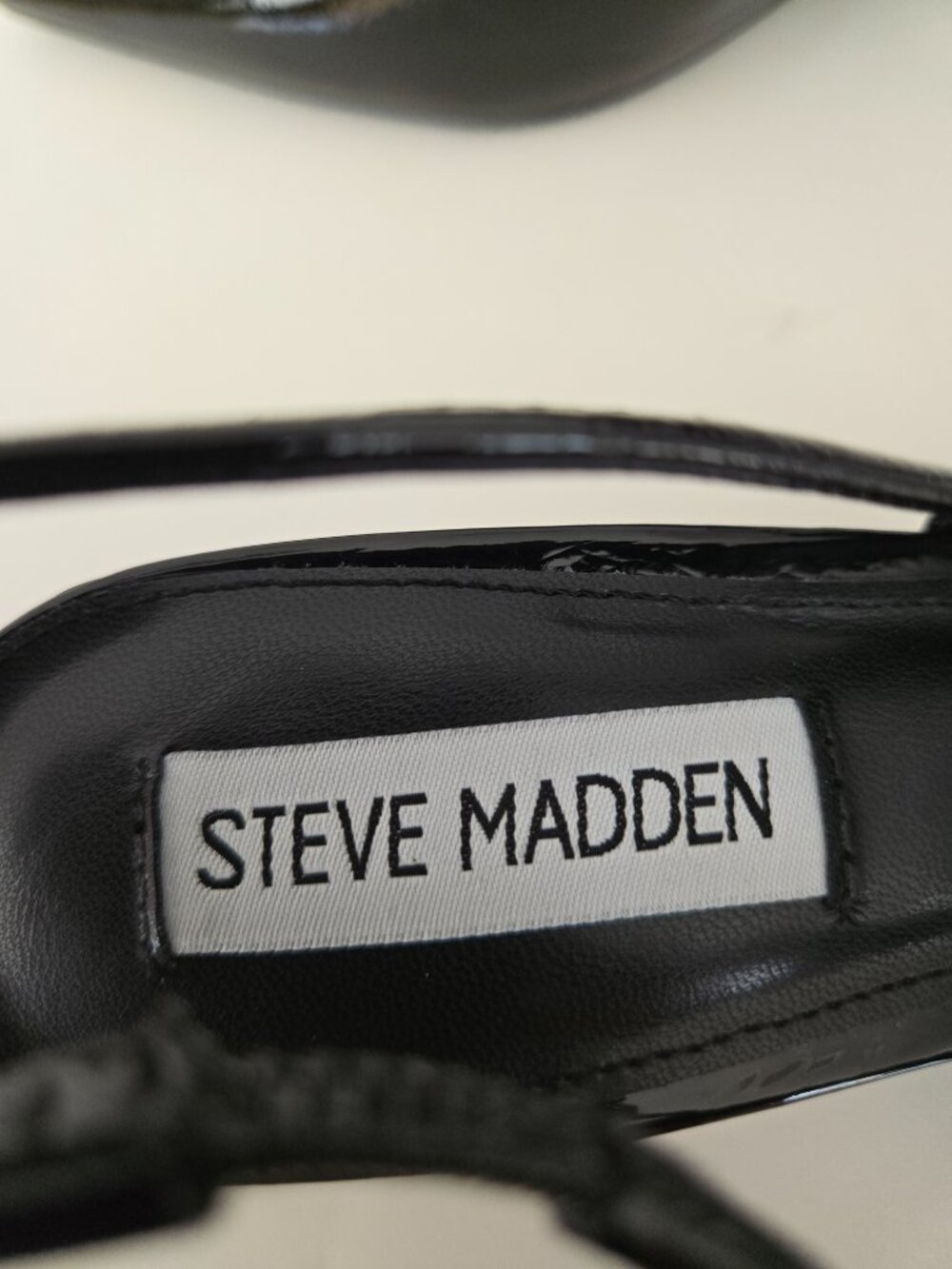 Steve Madden Alynna Slingback Pump Size 8.5M Black - Picture 3 of 12